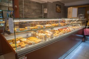 Les traditions du Bourbonnais vitrine snack