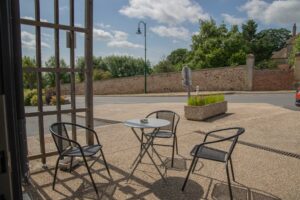 terrasse boulangerie tronget les amies des mies